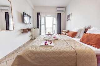 Апартаменты Adriatic Apartment Улцинь Двухместный номер с 1 кроватью с видом на море-2